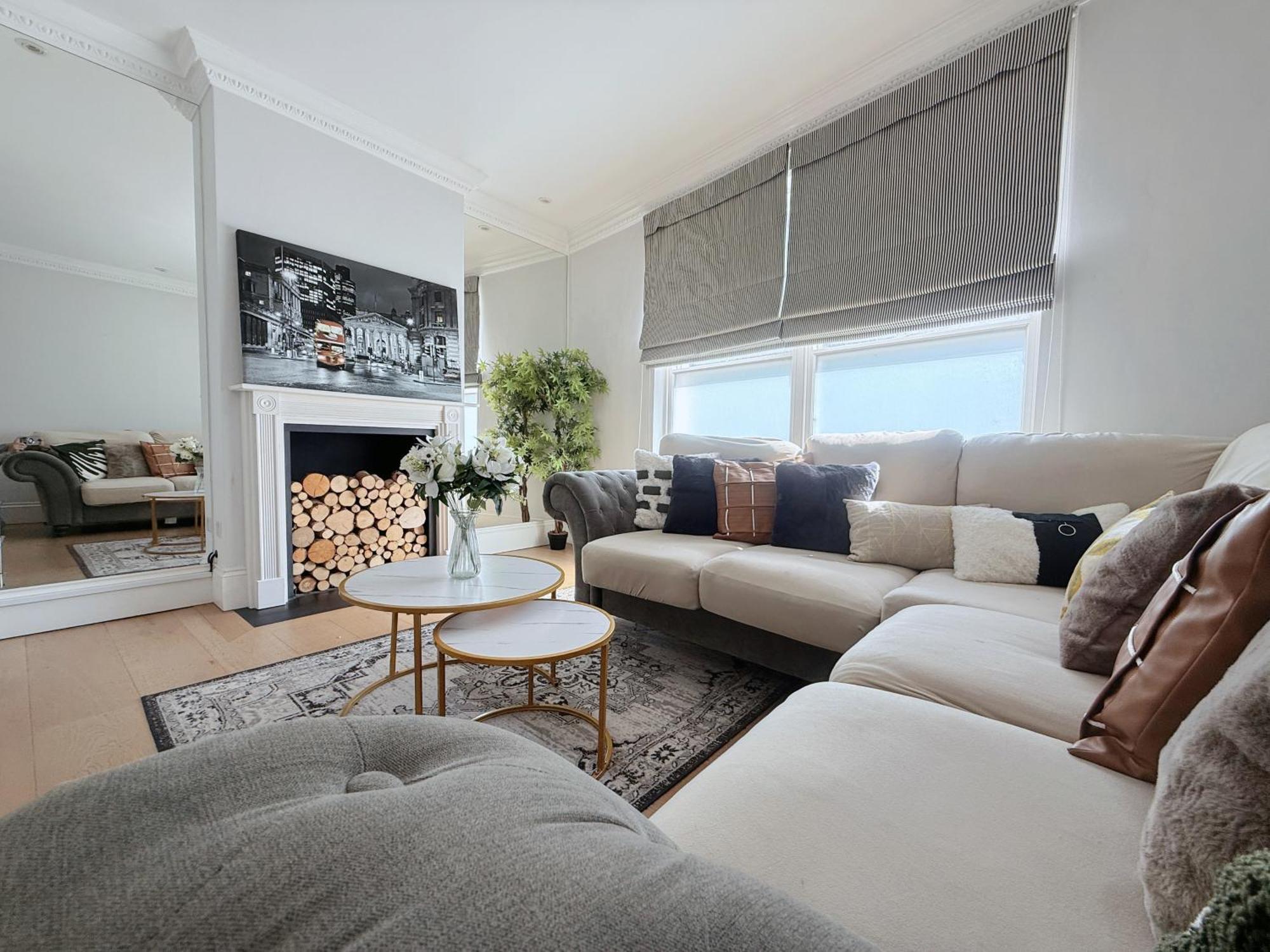 Spacious And Cosy 3Brs 5F House In Heart Of London Exterior photo